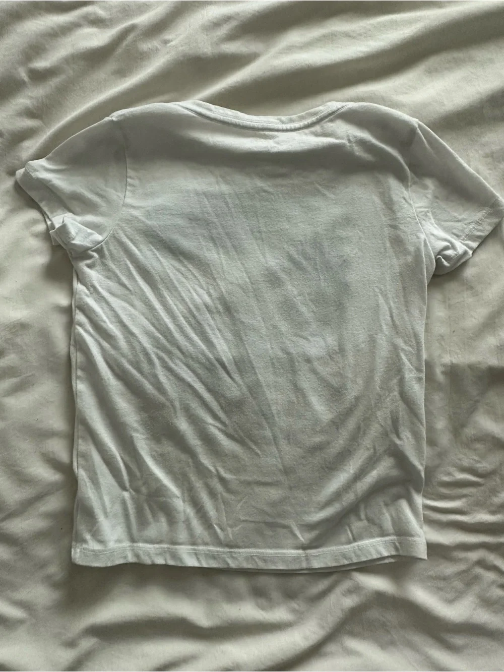 Old Navy Kids Medium Seek Adventure Mountain Rainbow Graphic Tee White